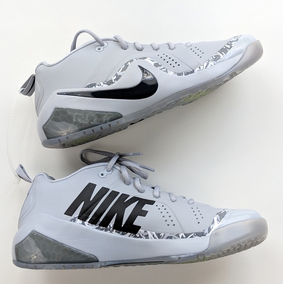 Nike Other - NEW Nike Force Zoom Trout 4 Turf